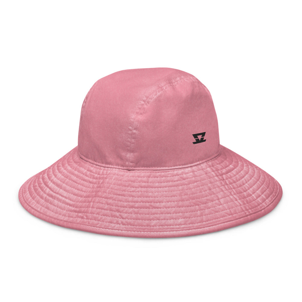 
                  
                    Skullz Wide brim bucket hat
                  
                