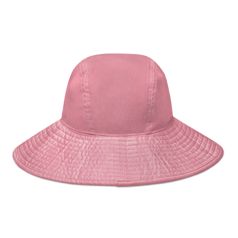 
                  
                    Skullz Wide brim bucket hat
                  
                